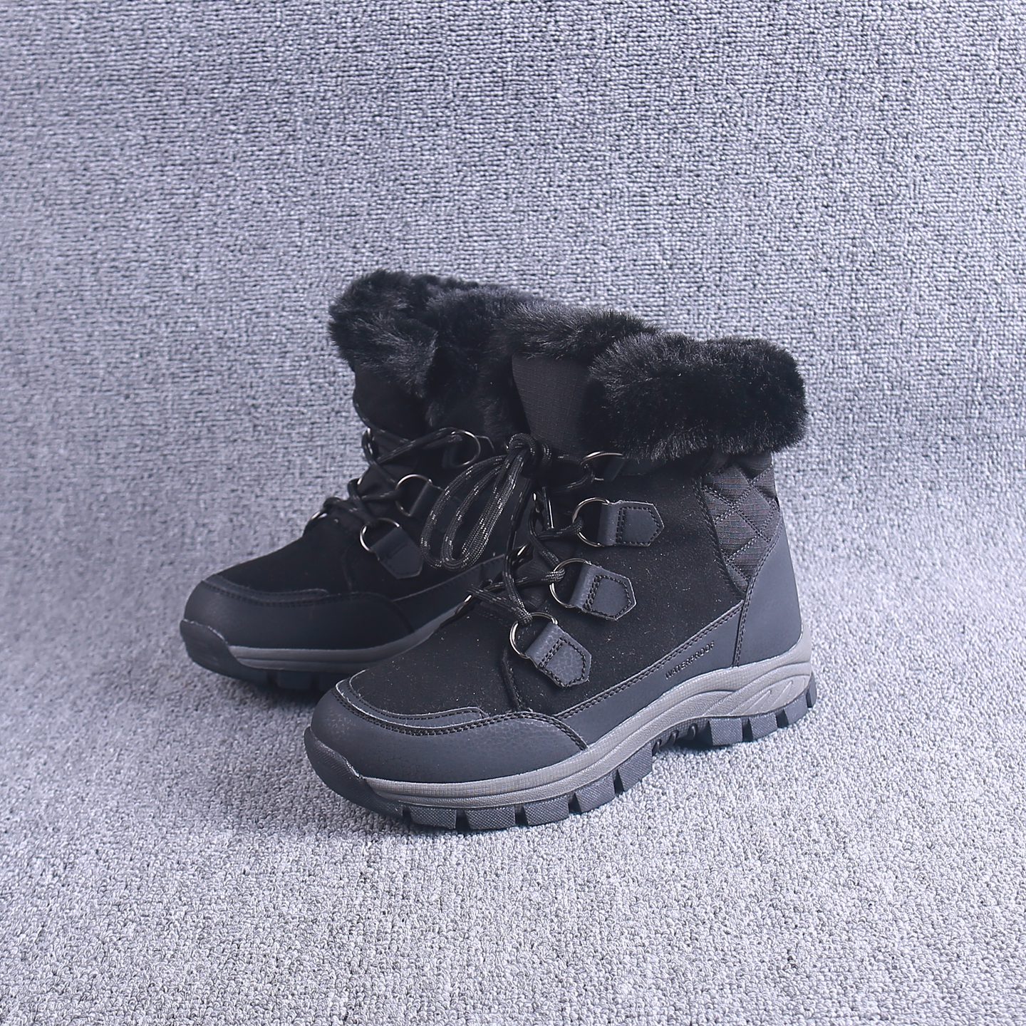 雪地靴女冬季抗寒加绒加厚保暖