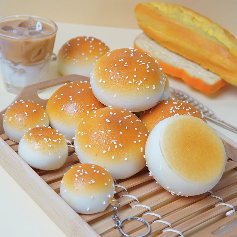 慢回弹烤面包玩具仿真芝麻面包趣味捏捏解压玩具黄金馒头挂件