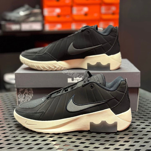 耐克LEBRONWITNESS篮球鞋HQ8035