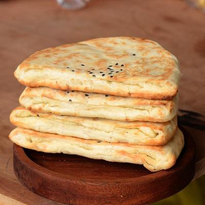 新品陕西大荔特产烤炉烧饼即食河南烧饼月牙烧饼传统糕点小吃羊肉