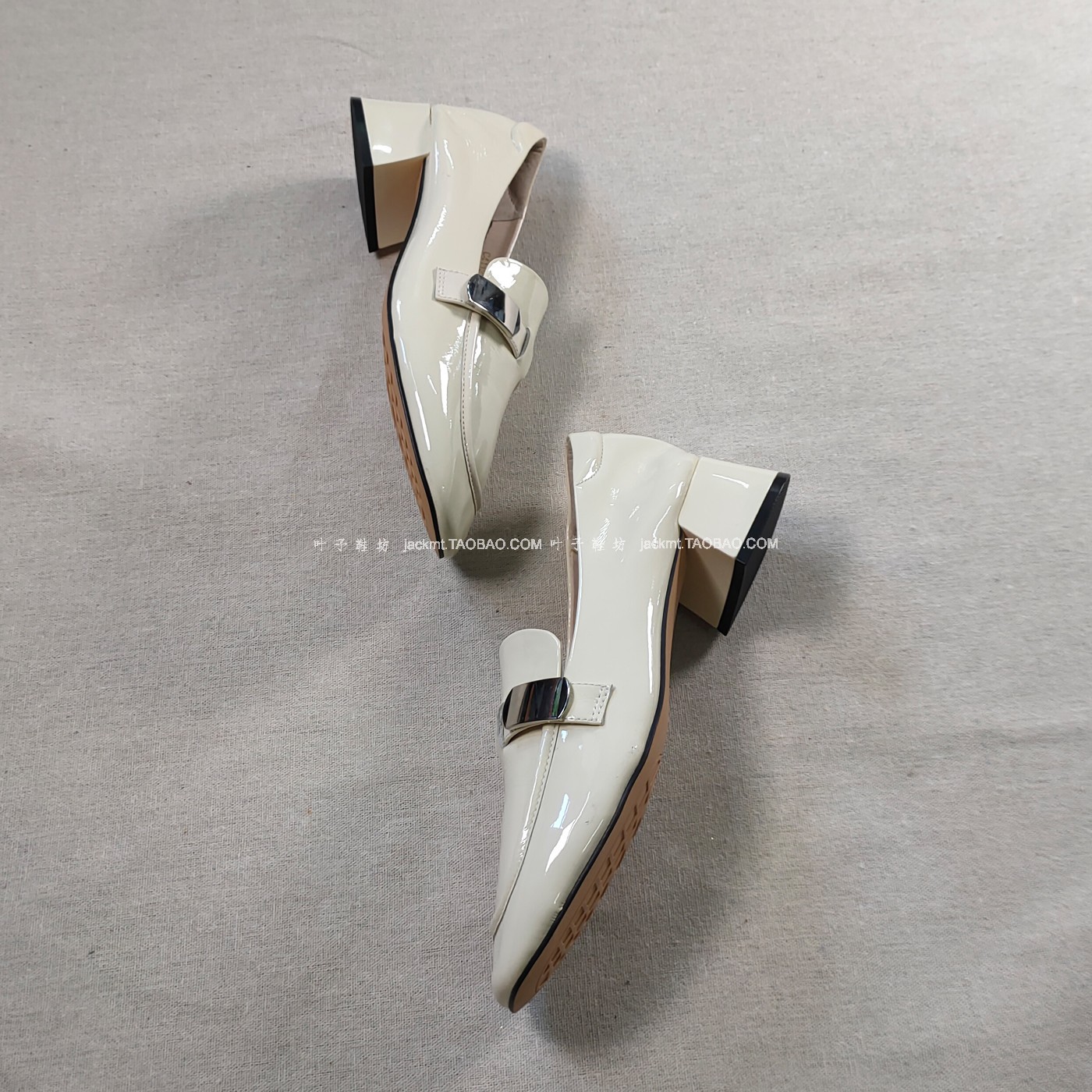 仅1对~纯原！无法取代舒适~复古别致百搭纯洁白色粗跟牛皮工鞋 女