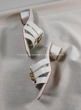 仅2对~纯原！巨美~反季买更划算~白色罗马一字带粗跟真皮罗马凉拖