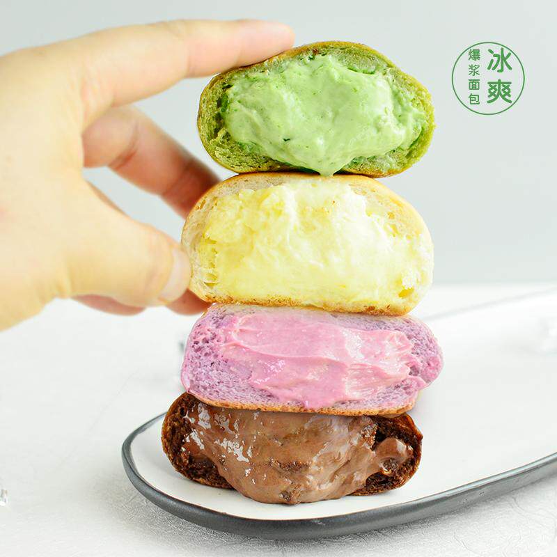 耘珂冰爽爆浆面包夹心面包巧克力抹茶榴莲冰淇淋面包素食早餐茶点