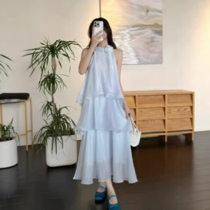 法式绝美立体花朵挂脖连衣裙女2026夏气质超仙度假风雪纺蛋糕长裙