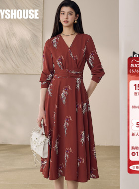 罗衣优雅V领红色碎花大摆连衣裙女春季通勤约会长袖中长裙子13374