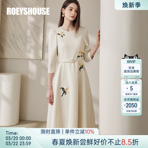 罗衣重工绣花连衣裙女夏季设计贵气感米白色花朵七分袖裙子10191