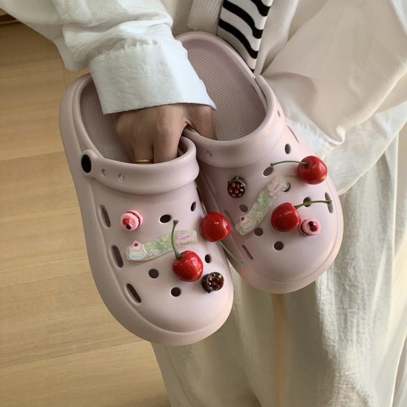 可爱卡通樱桃洞洞鞋女2025夏季新款外穿厚底增高防滑踩屎感凉拖鞋