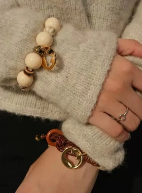 小马画像币手工编织手链小众设计高级感日常百搭象牙果圆模手链女