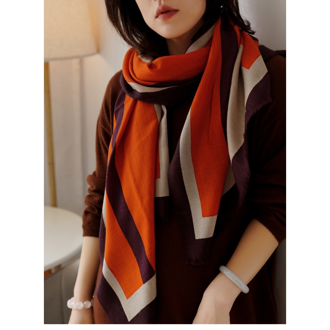 150元/条橘红人字纹加密羊毛围巾