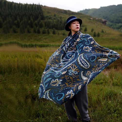 微瑕清仓捡漏199元异域风腰果蓝色印花澳洲羊毛旅行披肩 秋冬围巾