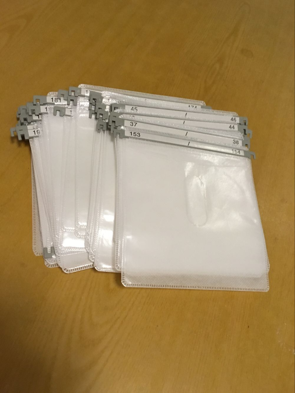 PP袋光盘袋 带挂钩CD袋 DVD袋双碟装挂光盘箱用光盘袋无纺布