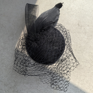 Iu李知恩同款发饰礼貌黑色羽毛时尚显脸瘦高级感气质黑色复古潮人