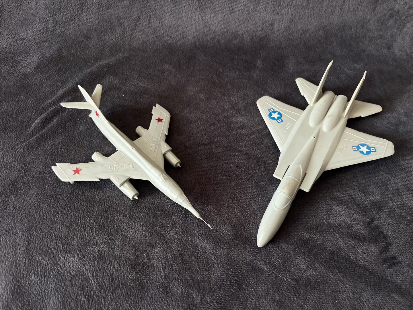 保真70年代苏军雅克28美军F15战机模型塑料敌我识别飞行教具