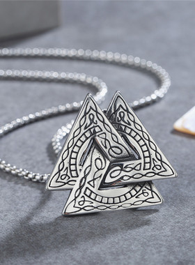 时尚钛钢项链 个性复古维京三角吊坠男款钛钢项链