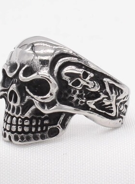时尚钛钢男款戒指 欧美复古立体骷髅头骷髅骨架钛钢戒指指环