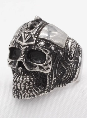 时尚钛钢男款戒指 欧美个性复古铸造头盔骷髅头钛钢戒指指环