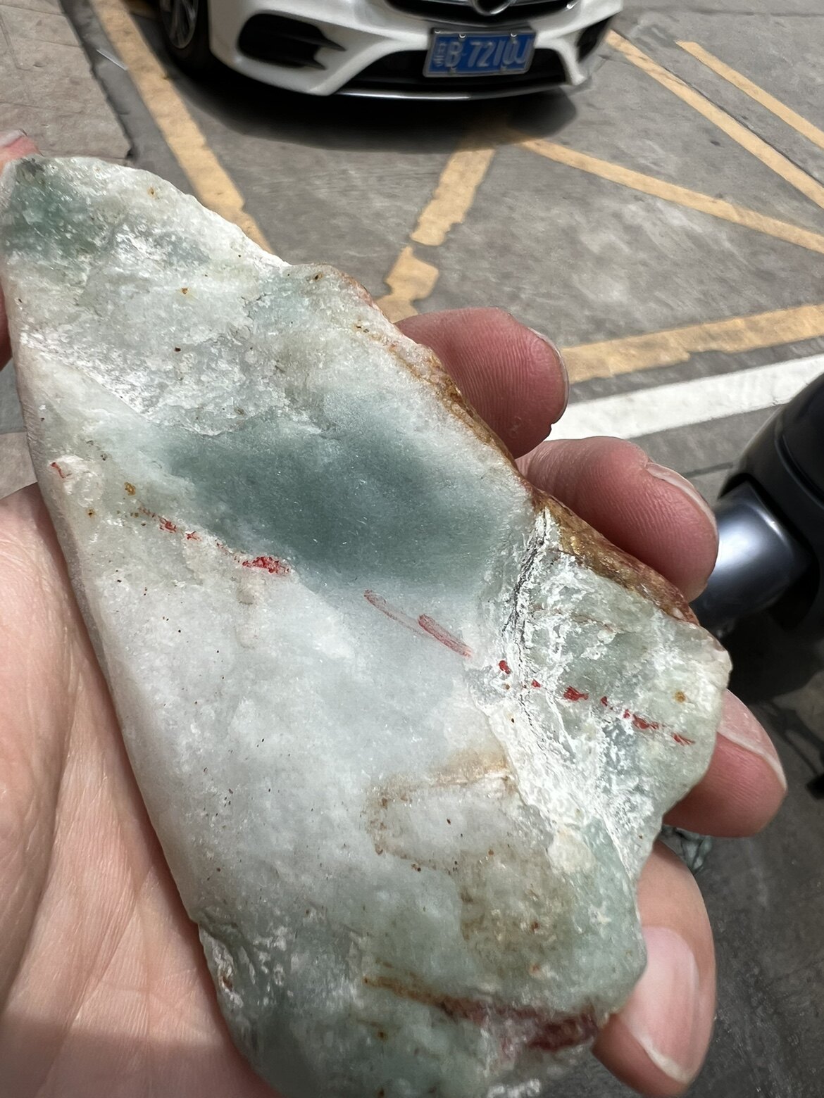 天然翡翠原石糯冰细腻晴水蓝水吊坠料玉石特卖