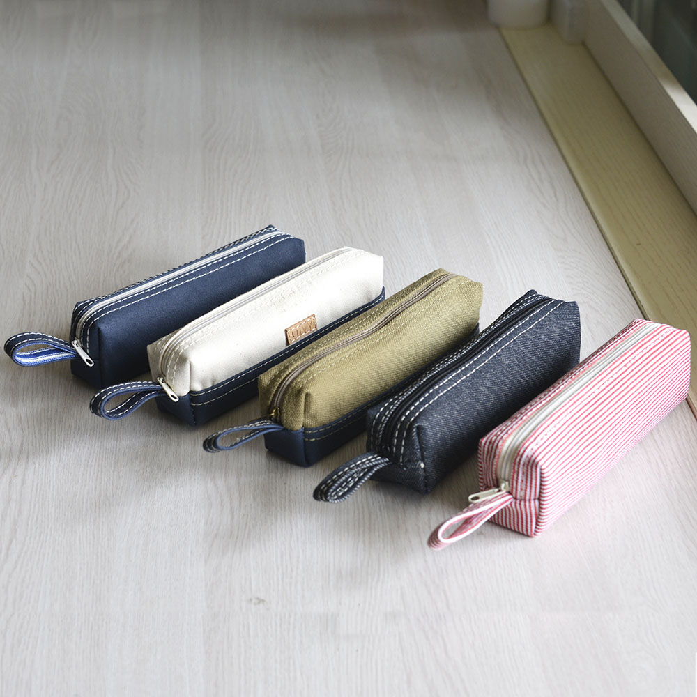 重磅化妆可定制uivy原创设计笔袋