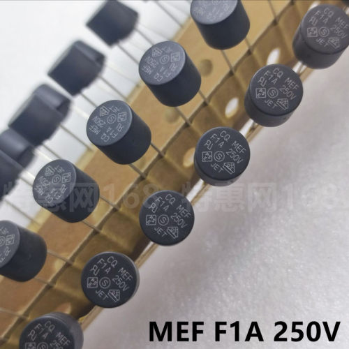 台湾功得F1A250V快熔8X8