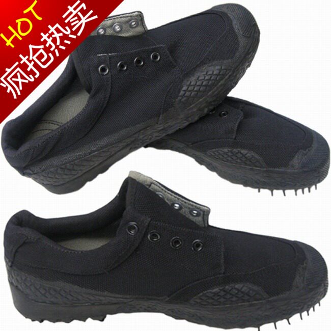 Boots militaires en toile - Ref 1399751 Image 1