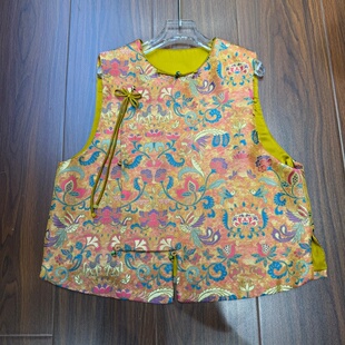 2026年春装新款流行女装新中式马夹背心缎面提花中国结装饰国风潮