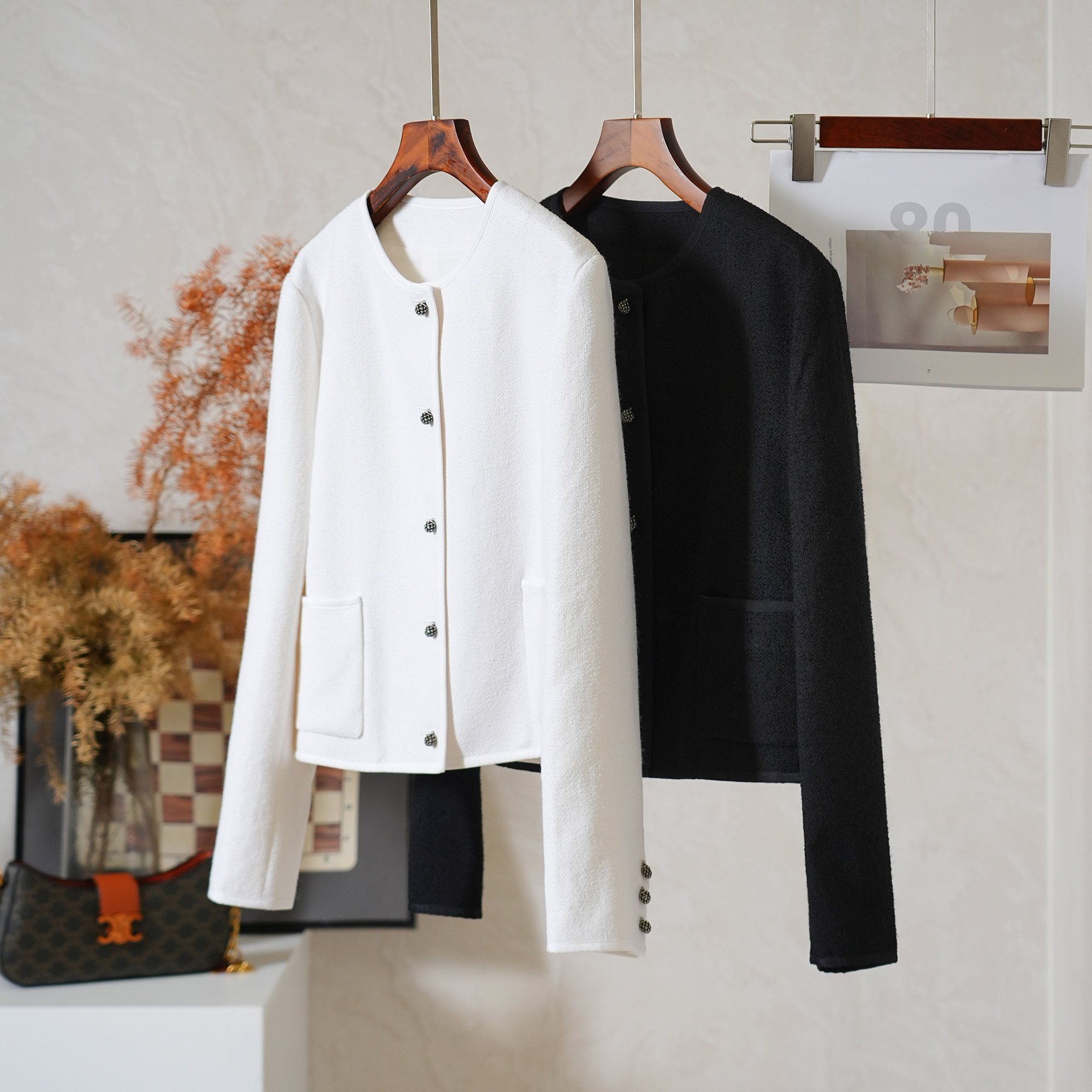 经典颗粒羊毛圆领短款外套