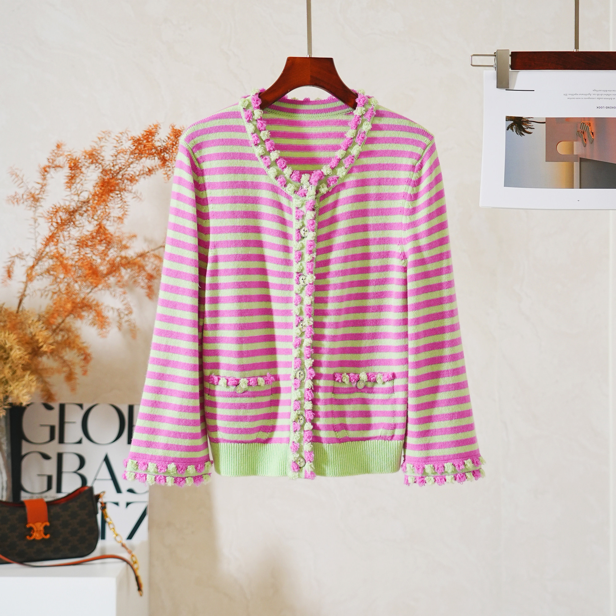 粉绿条纹单排扣百搭针织开衫女