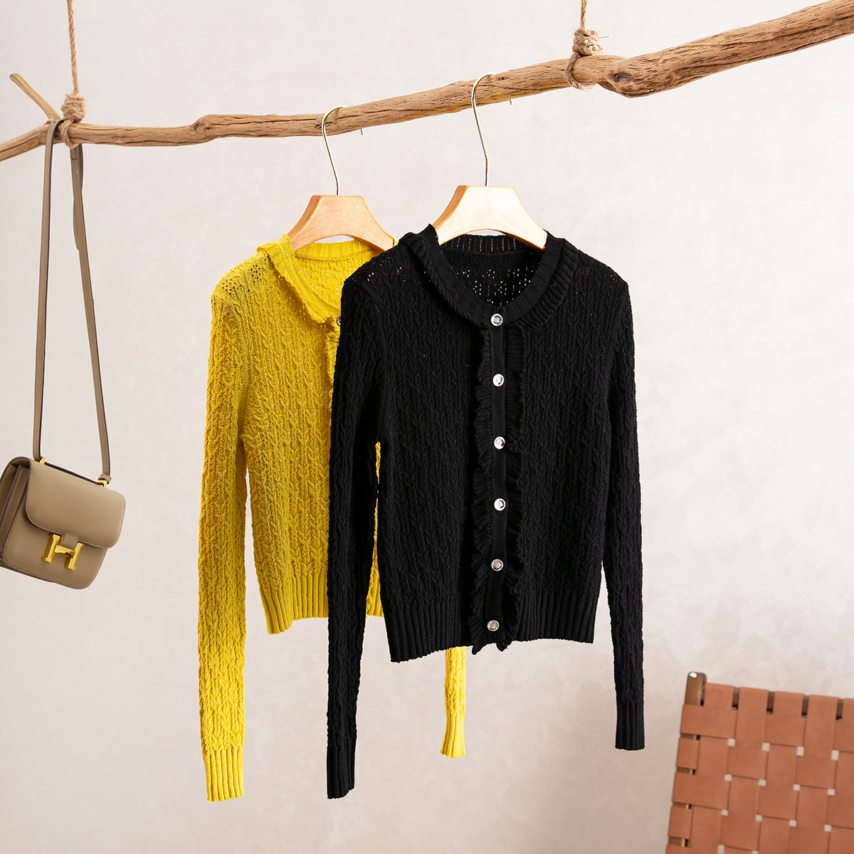 精致花边圆领针织开衫