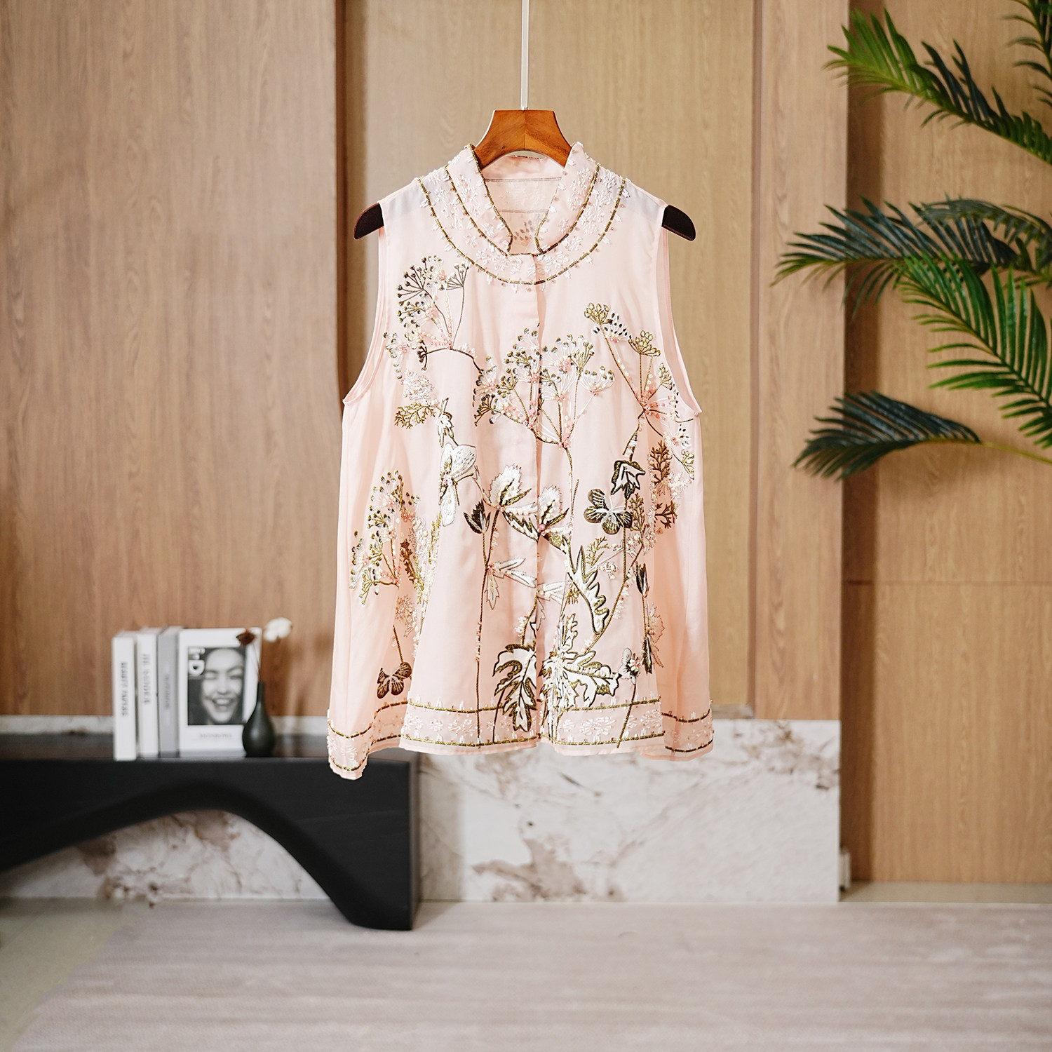 新中式刺绣真丝马夹上衣女