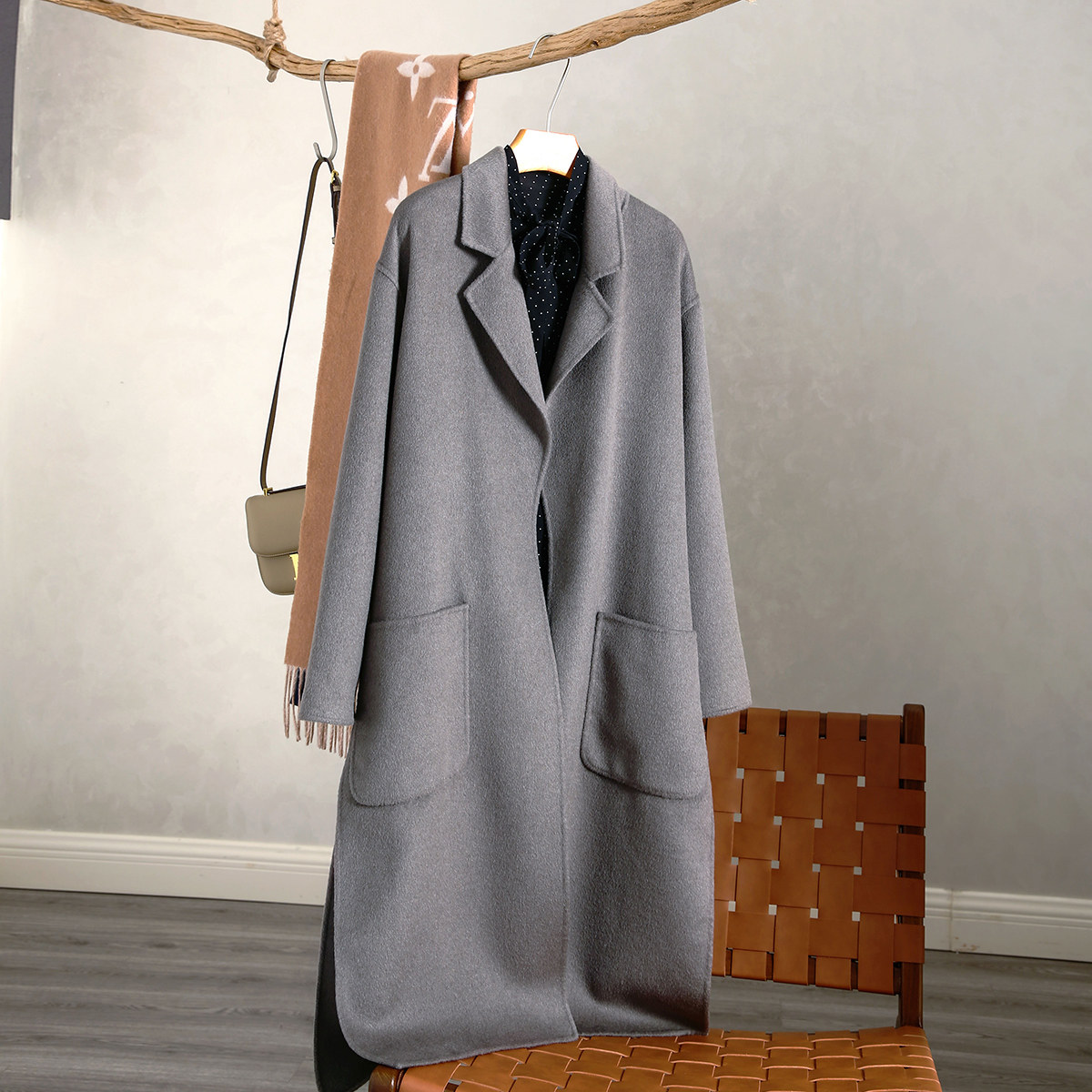 山羊绒中长款轻奢系带毛呢大衣