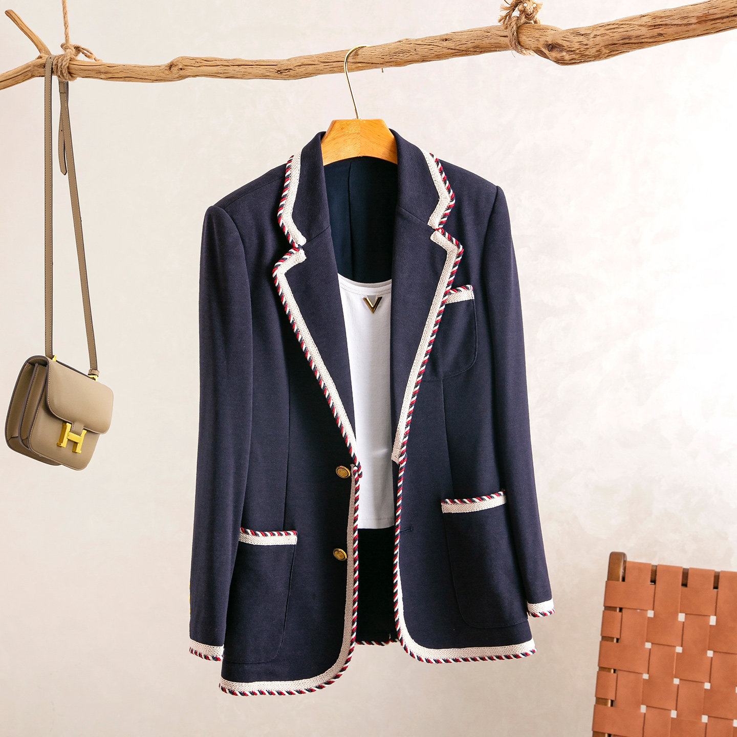 翻领拼色手工捆边显瘦西装外套