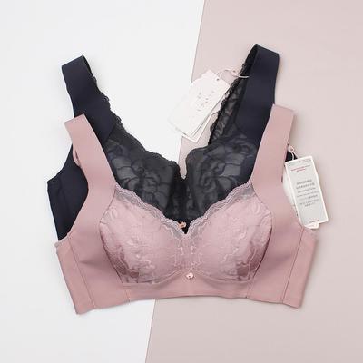 黛安芬高端款无钢圈大胸显小文胸