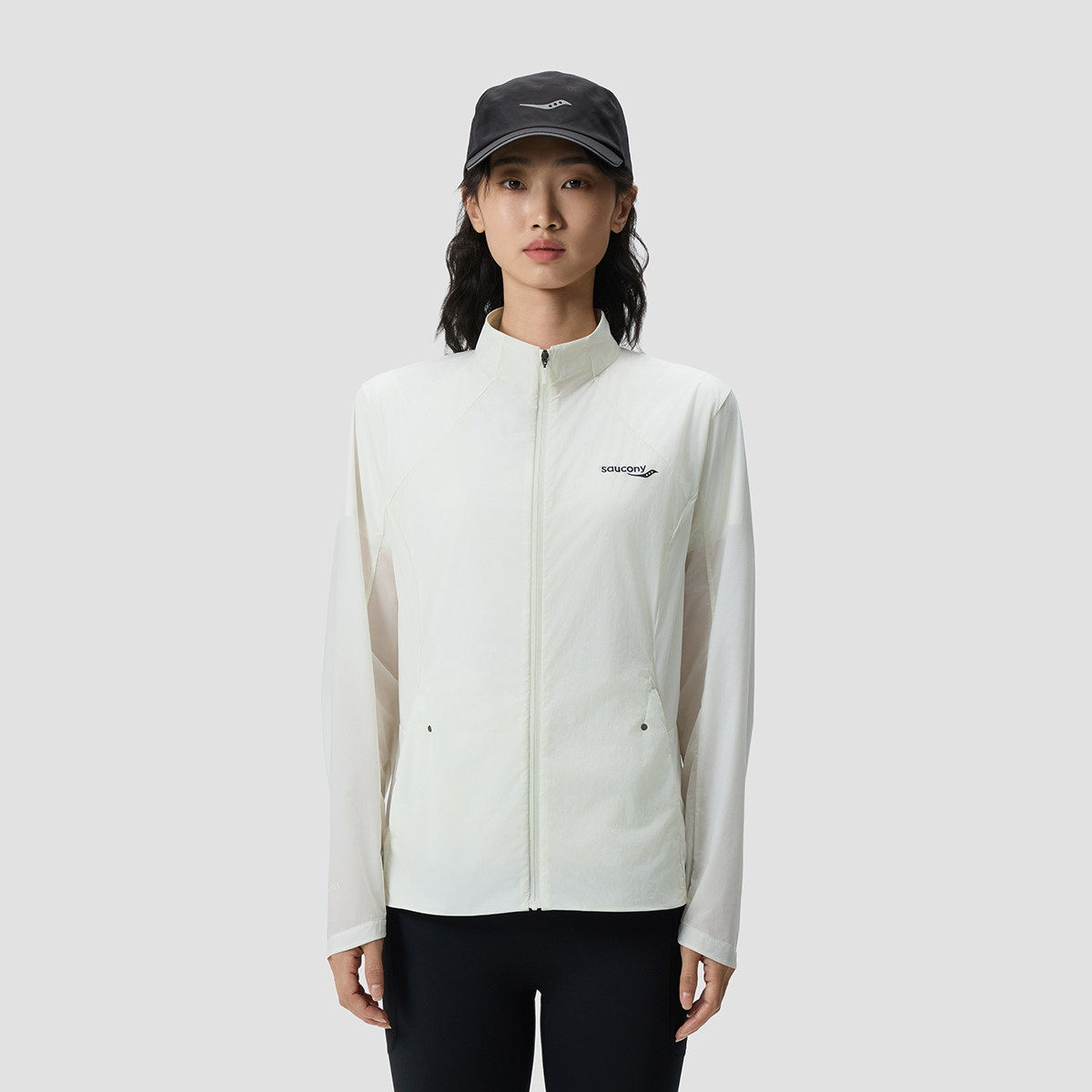 SAUCONY/索康尼女子柔软梭织外套跑步训练运动休闲日常官仓直发