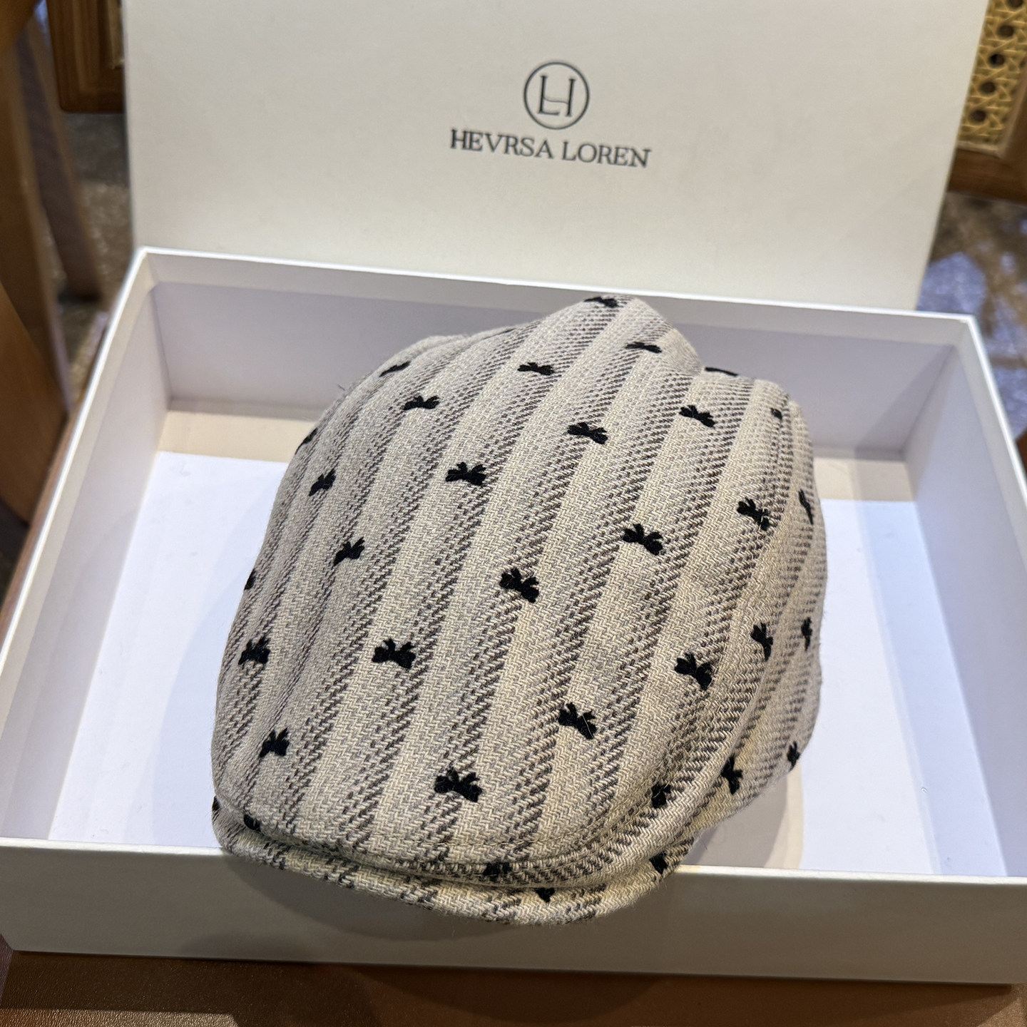 毛呢蝴蝶结前进帽条纹百搭贝雷帽子时尚英伦鸭舌帽高级感气质逛街,服饰配件/皮带/帽子/围巾,帽子,淘宝优惠券,粉丝福利购,淘宝优惠卷