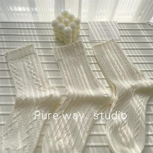 奶呼呼无骨羊毛袜子女秋冬ins潮麻花中筒加厚保暖月子羊绒袜白色