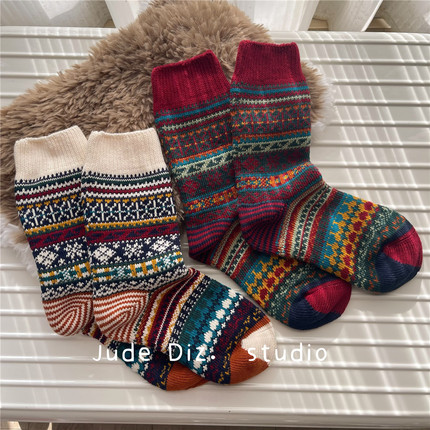 出口重工秋冬加厚精梳棉粗线撞色民族风圣诞本命年红绿袜子中筒女