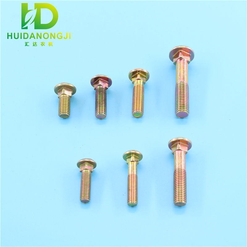 雷沃谷神小麦收割机谷王春雨新疆