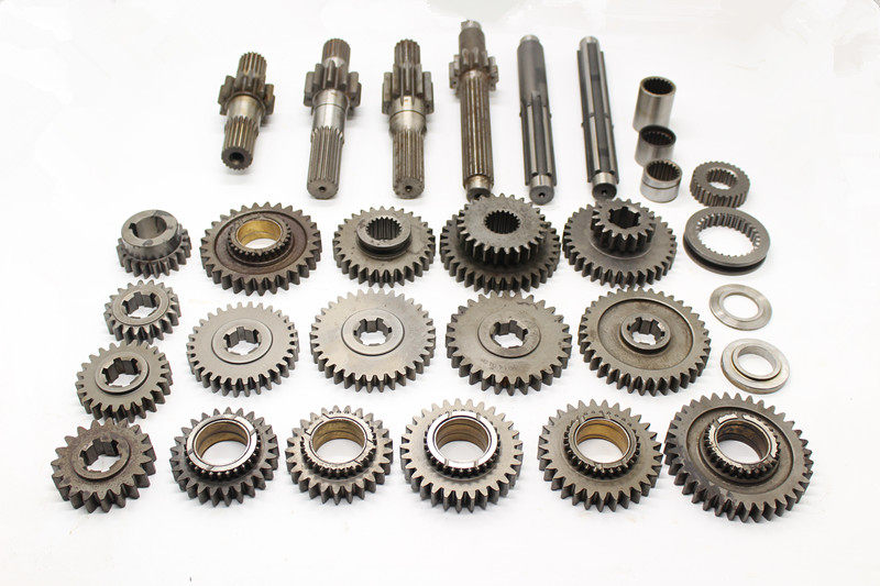 两行玉米收割机配件 变速箱配件