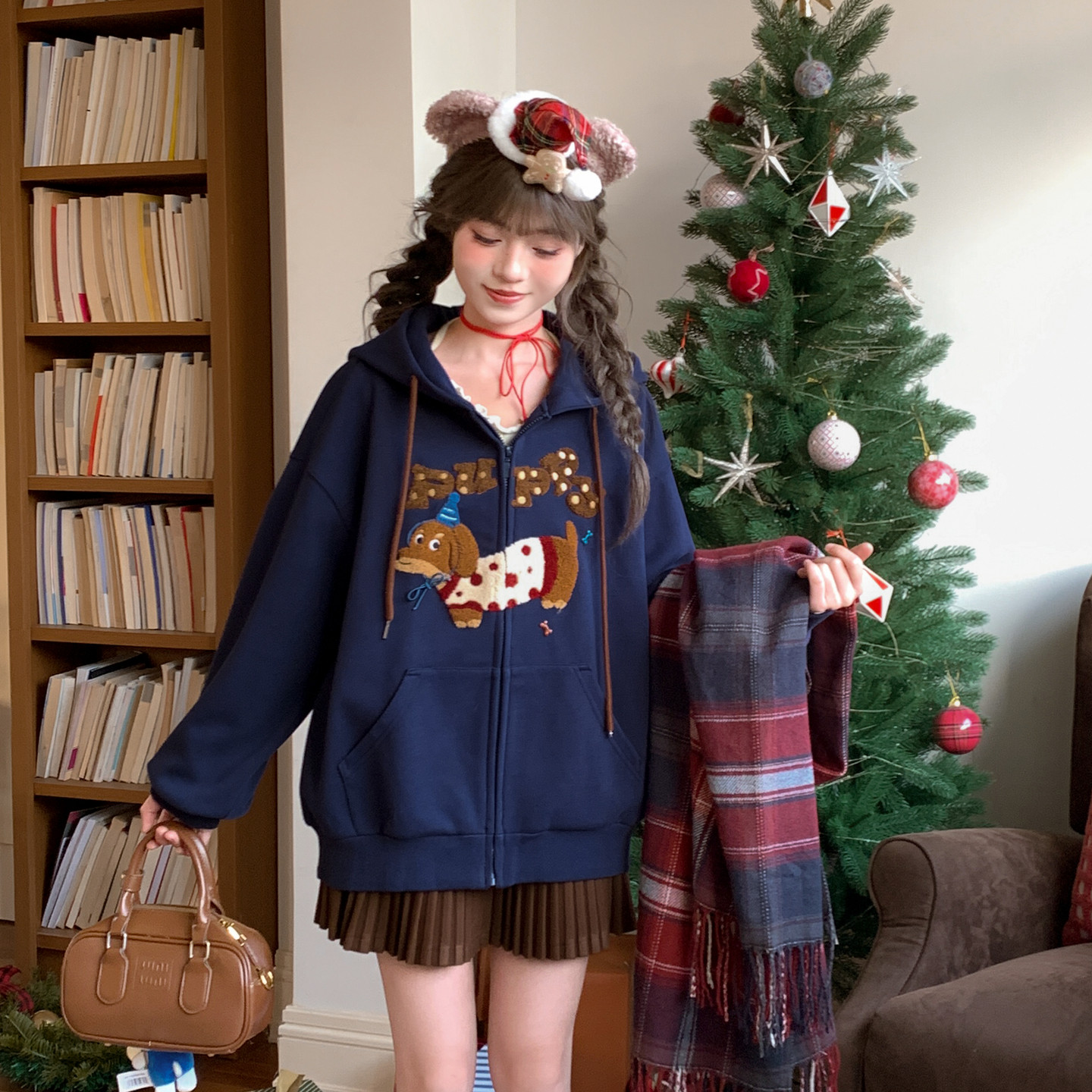 森女部落萌腊肠狗刺绣连帽卫衣女2026新款学生党百搭宽松外套冬季