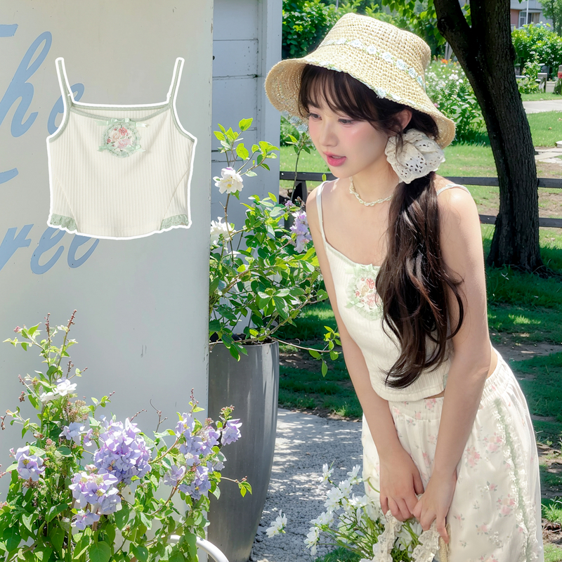 森女部落原创甜美风修身小吊带