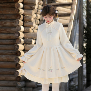 连衣裙女冬季 森女部落甜美卡通刺绣立领A字裙2025新款 小个子长袖