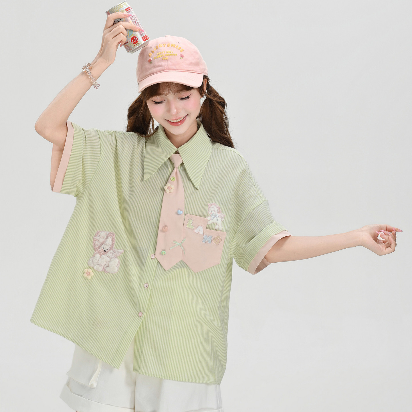森女部落学院风宽松衬衫女条纹小羊刺绣设计感可拆卸领带短袖夏季图片