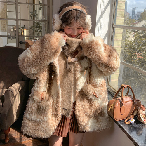 森女部落甜美风环保皮草拼色宽松外套女2026新款百搭皮草一体冬季