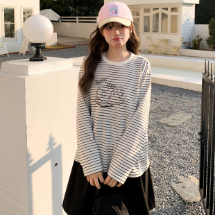 森女部落软萌小狗条纹长袖 T恤女春圆领宽松透气日常百搭少女上衣