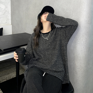 森女部落休闲百搭长袖 中性条纹宽松显瘦圆领上衣冬 T恤女2025新款