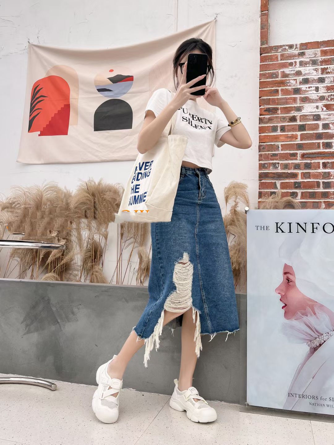 特丽雅2025夏季商场新款轻便网面透气小白鞋休闲鞋女鞋