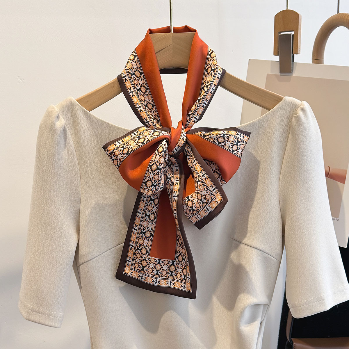 2025新款春秋细窄长条小丝巾