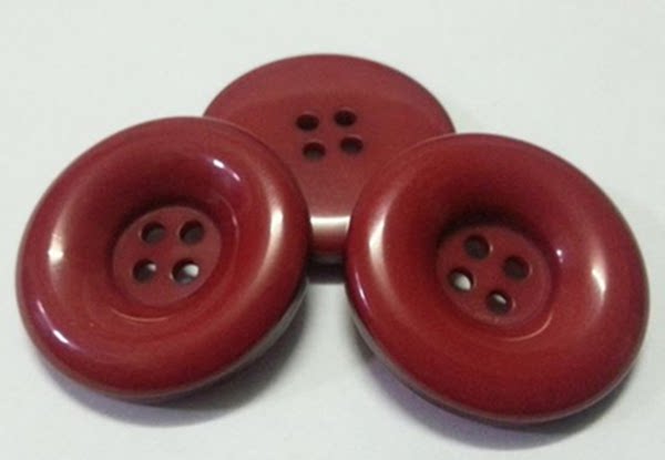 红色四眼大衣纽扣30MM