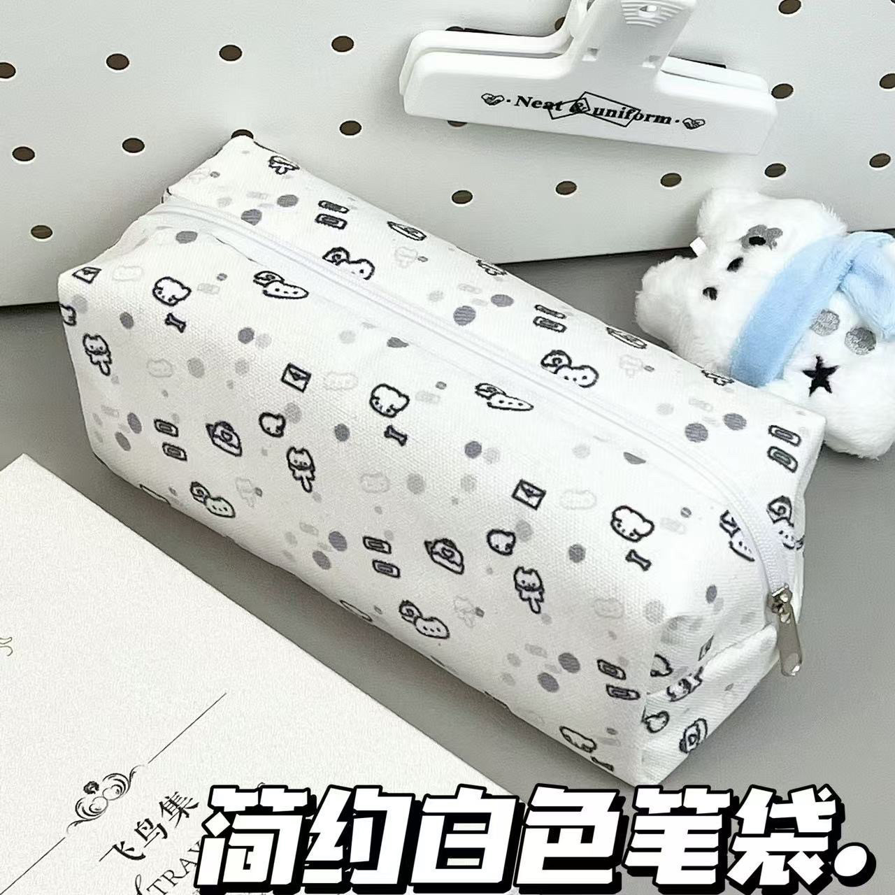 ins线条小猫笔袋可爱高颜值简约少女大容量学生多功能文具收纳袋
