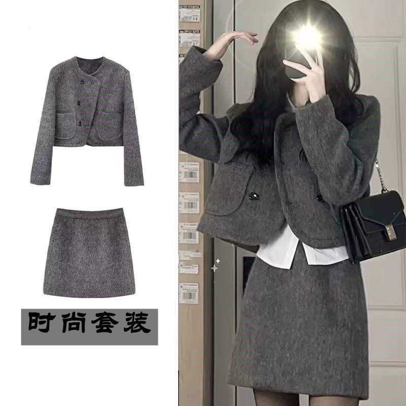 两件套气质西装外套小香风短款时尚套装女加厚圆领秋冬显瘦半身裙